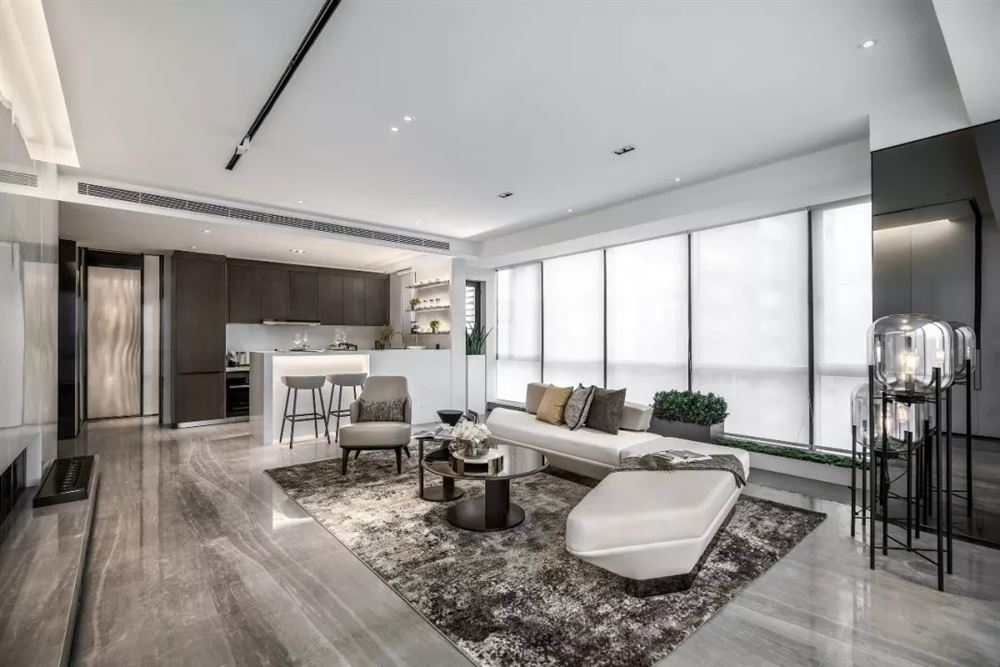 湛江市泰匯廣場輕奢風格四居室裝修案例