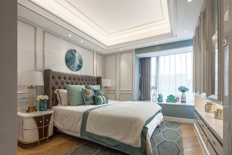 裝修案例美式輕奢風格室內裝修效果圖-臥室