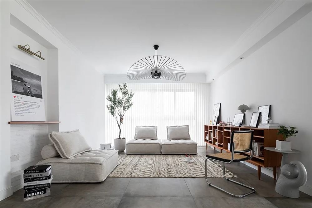 廣州市錦繡銀灣北歐風格三居室裝修案例