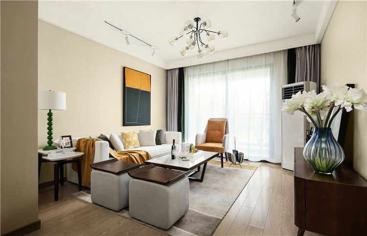 江門市明泰城輕奢風格三居室裝修案例