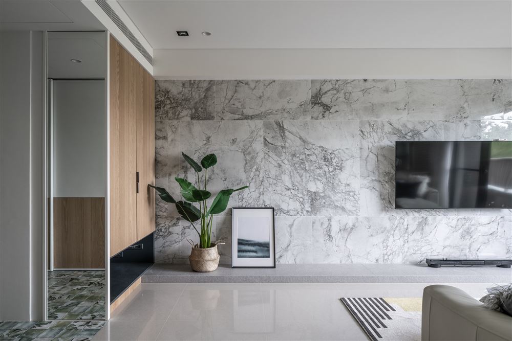 佛山市龍光天宸現代簡約風格三居室裝修案例