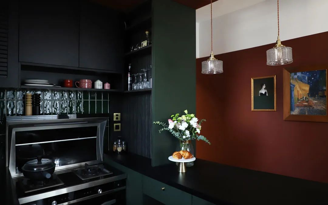 現(xiàn)代前衛(wèi)風(fēng)格家裝設(shè)計(jì)室內(nèi)裝修效果圖-廚房 現(xiàn)代前衛(wèi)風(fēng)格家裝設(shè)計(jì)室內(nèi)裝修效果圖-廚房