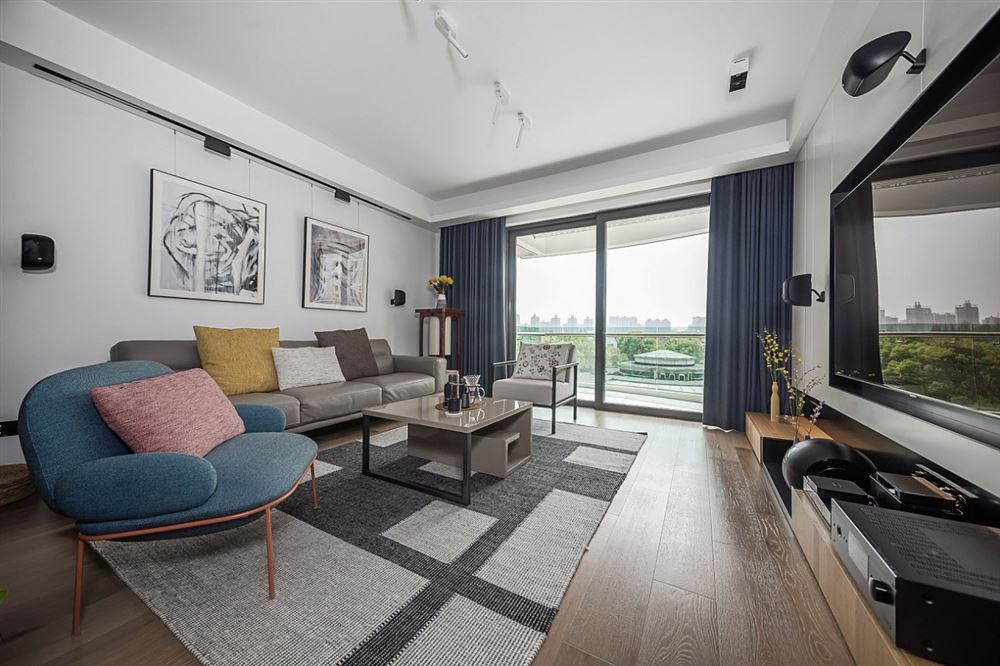 江門市方直瓏湖灣現代簡約風格三居室裝修案例