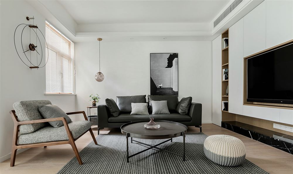 惠州市瓏湖灣東岸現代簡約風格三居室裝修案例