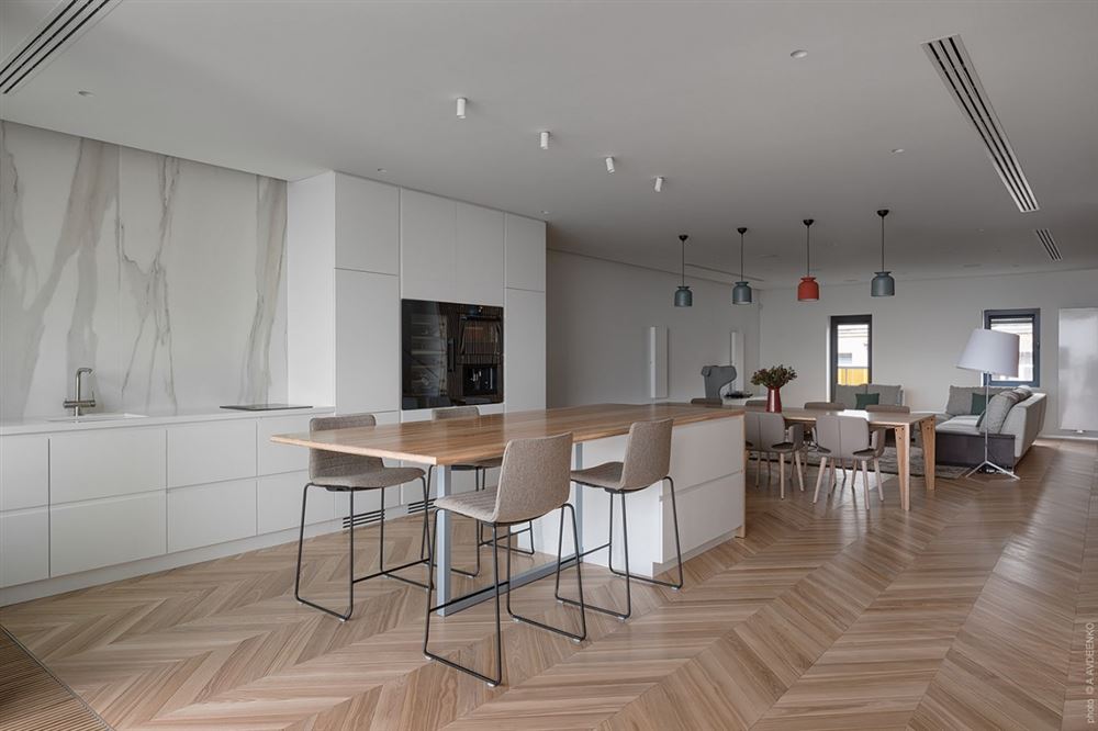 江門市世茂碧海銀湖現代簡約風格三居室裝修案例