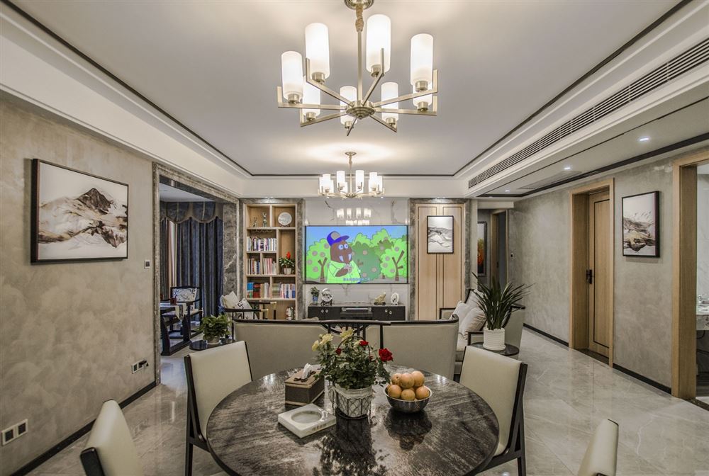 廣州市富力東堤灣歐式風格三居室裝修案例