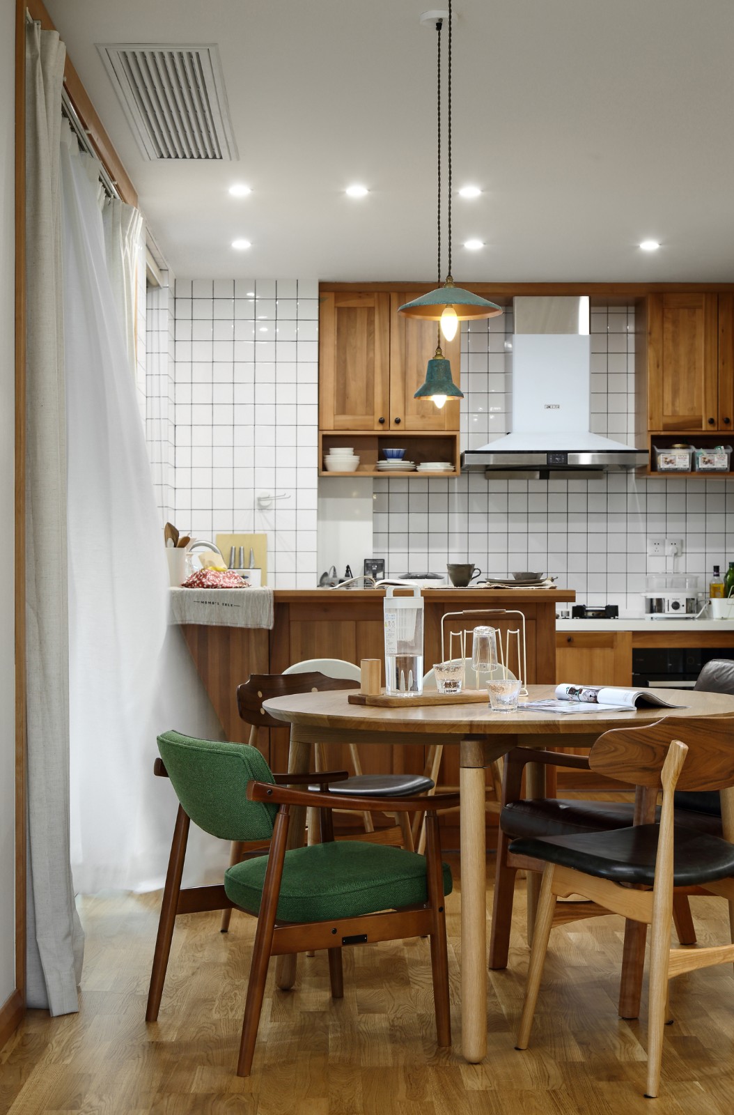 佛山裝修公司日式簡約風(fēng)格室內(nèi)裝修效果圖-餐廚廳 佛山裝修公司日式簡約風(fēng)格室內(nèi)裝修效果圖-餐廚廳