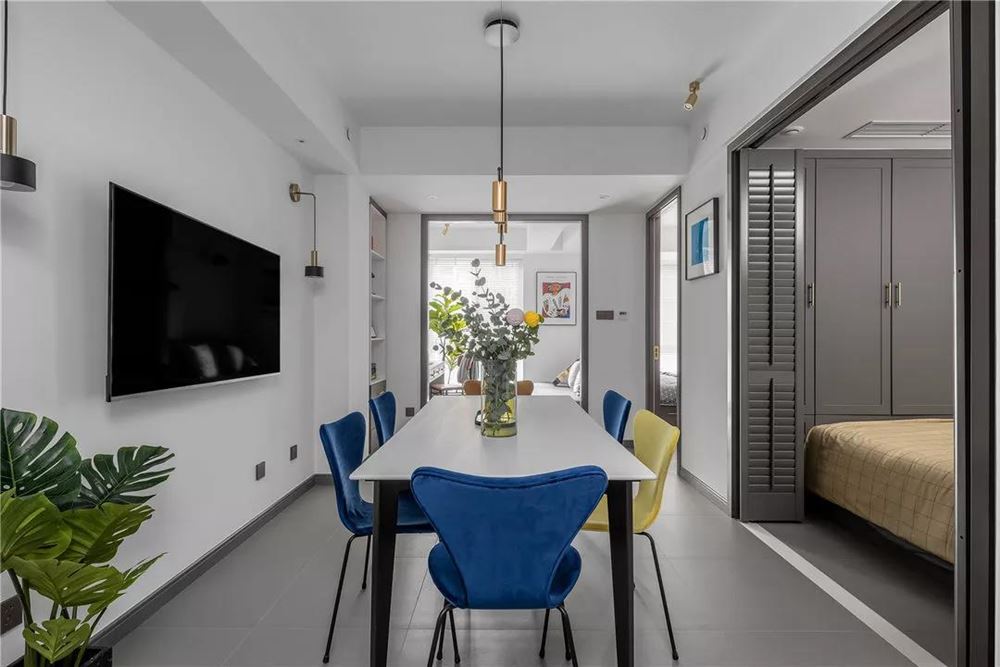 汕頭市熙海岸花園現(xiàn)代簡(jiǎn)約風(fēng)格四居室裝修案例